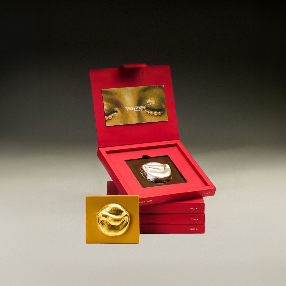 GOLDEN KINSTONE