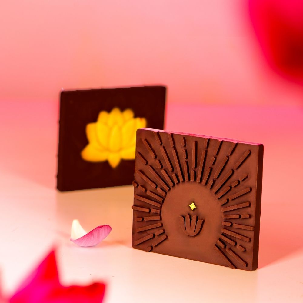 LOTUS LIGHT BARK