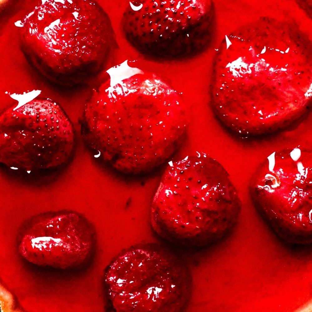 BAY LEAF & ROASTED WINTER BERRY PIE