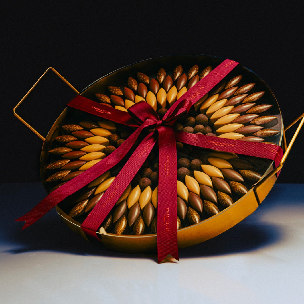 GRAND ARABESQUE BRASS TRAY