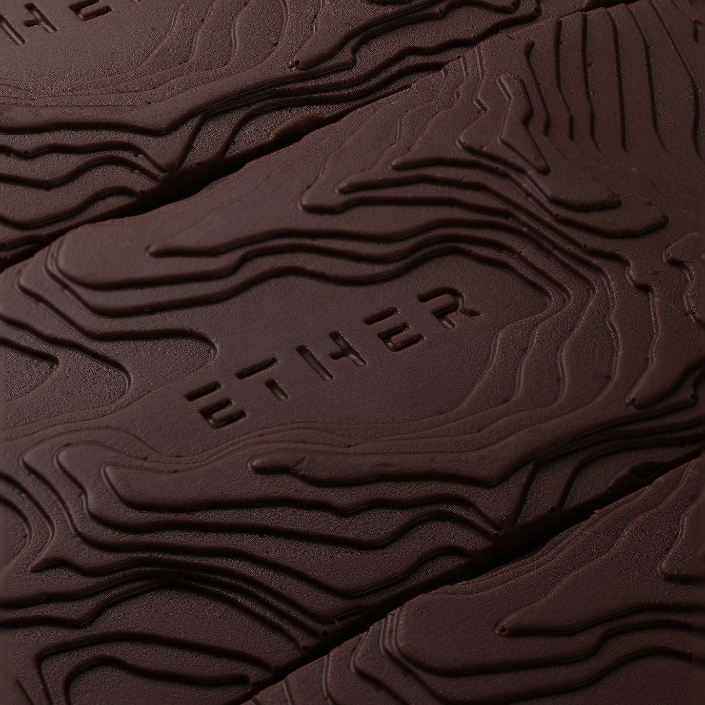 ‘OAK TREE’ CHOCOLATE GIFT BOX