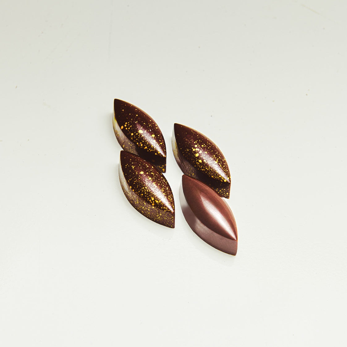 GRAND ARABESQUE BRASS TRAY