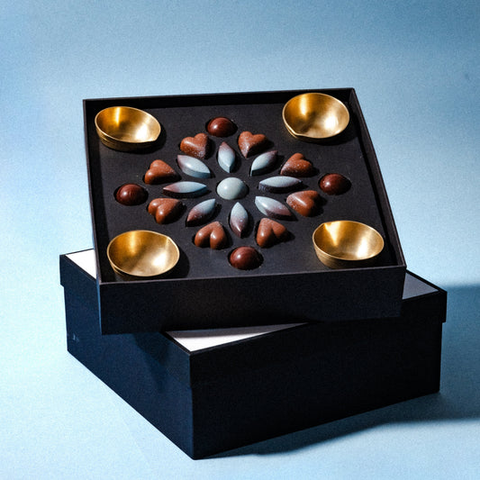 SIGNATURE RANGOLI BOX: DIYA EDITION