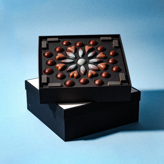 SIGNATURE RANGOLI BOX : BONBON EDITION
