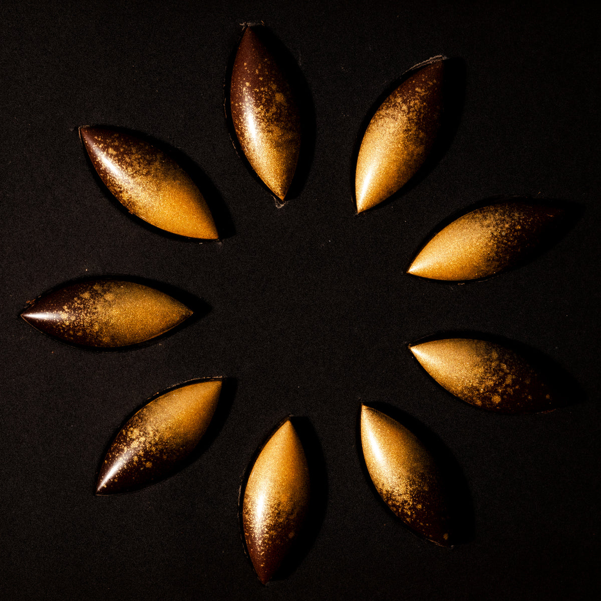 ZA'TAAR PRALINE 'PETALS'